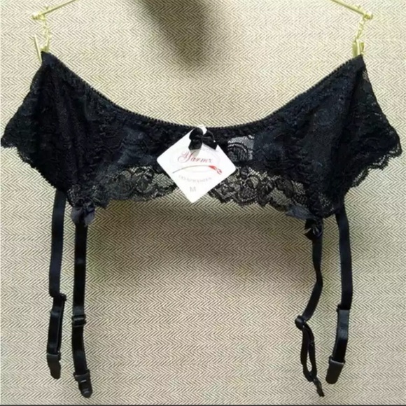 Red and Black Lace Garter Belt Set - Picture 2 of 6